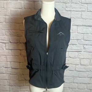 Nike Women's XS Black Trail Running Vest Polyester Zip Pockets gorpcore Sport